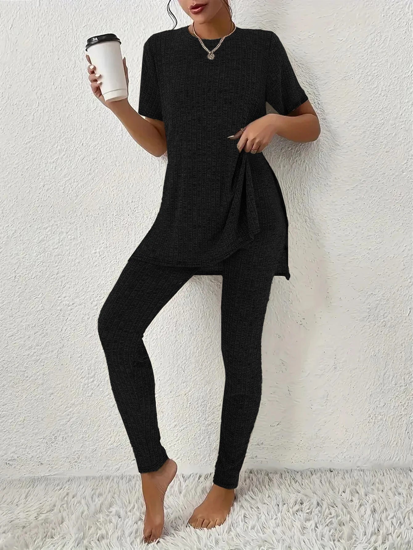 Two piece set of home clothes, comfortable and soft  a must-have for home use suitable for resting and wearing at home