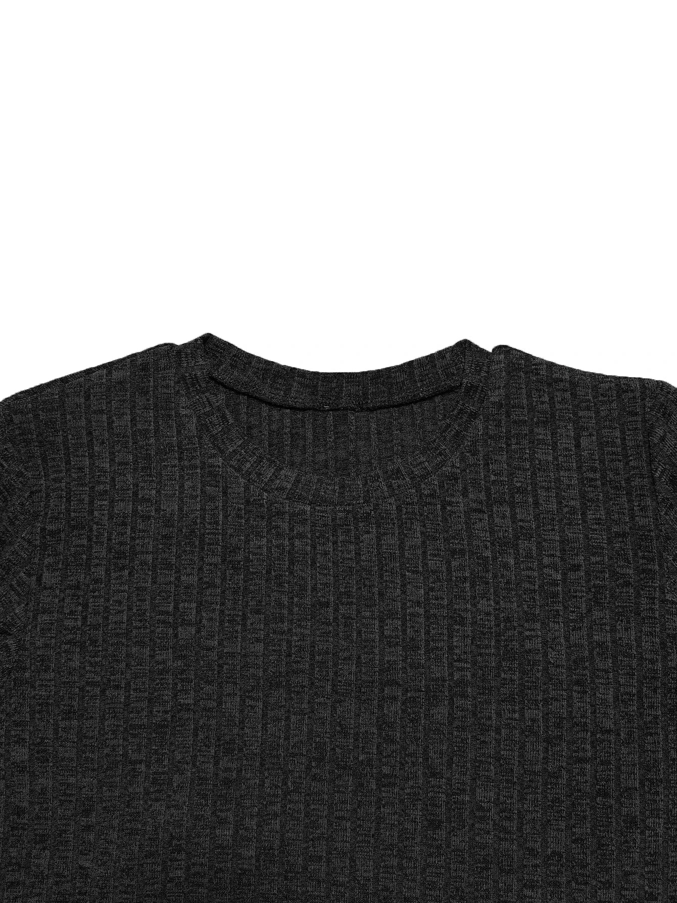 Two piece set of home clothes, comfortable and soft  a must-have for home use suitable for resting and wearing at home